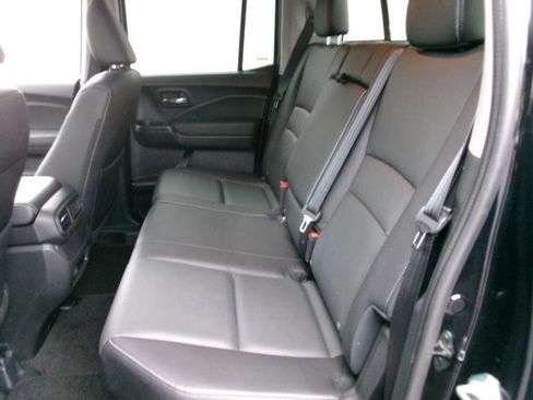 Used 2025 Honda Ridgeline RTL image 10