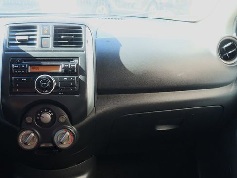Used 2012 Nissan Versa SV image 44