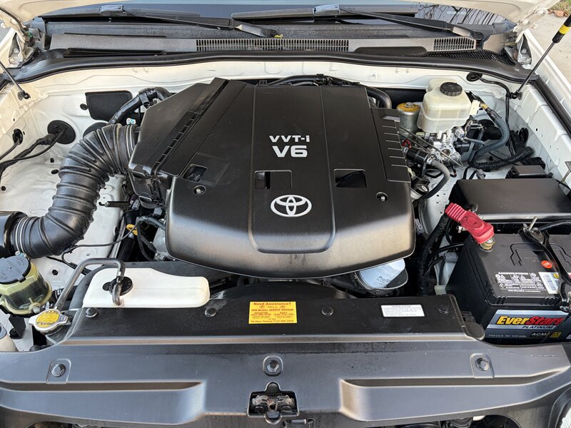 Used 2007 Toyota 4Runner SR5 RWD image 28