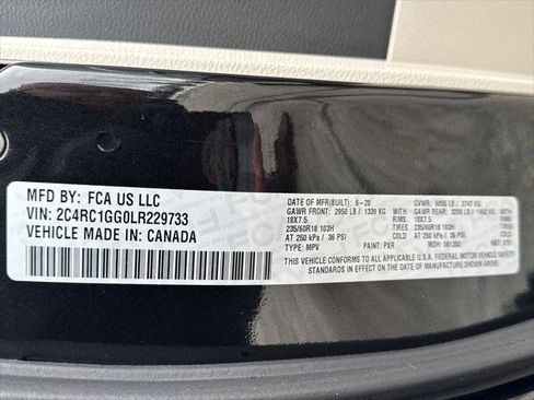 Certified 2020 Chrysler Pacifica Limited image 43