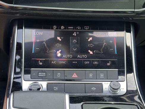 Used 2024 Audi Q7 3.0T Premium Plus image 30