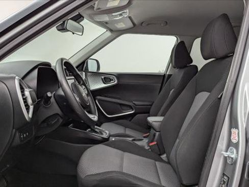 Used 2023 Kia Soul LX w/ Option Group 015 image 13