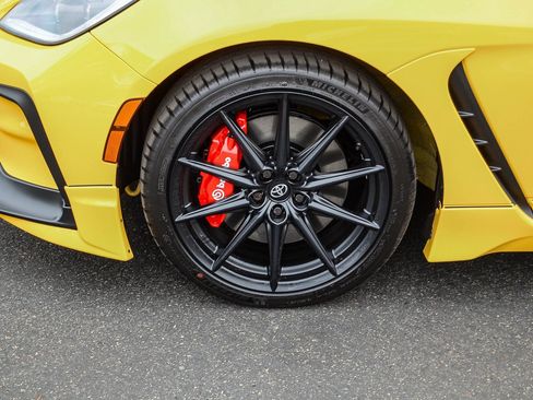 New 2026 Toyota GR86 YUZU Limited image 10