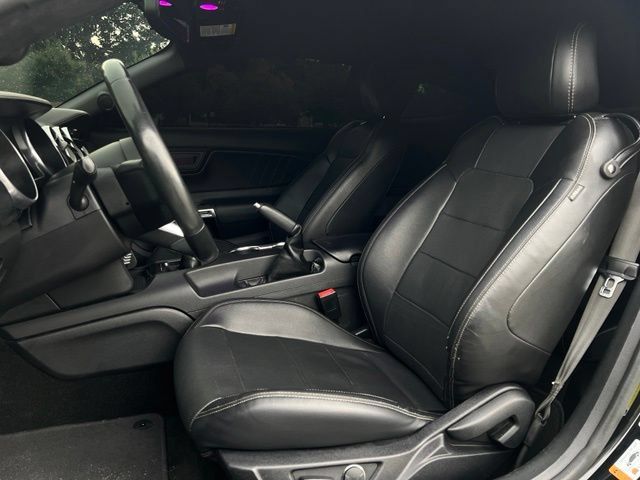 Used 2018 Ford Mustang GT Premium RWD image 19