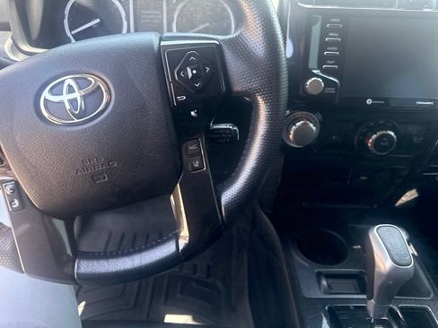 Used 2024 Toyota 4Runner TRD Off-Road Premium AWD/4WD image 14