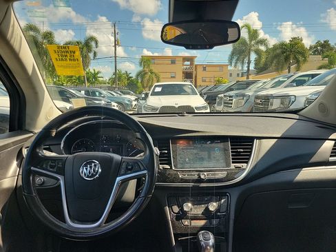 Used 2019 Buick Encore Preferred FWD image 19