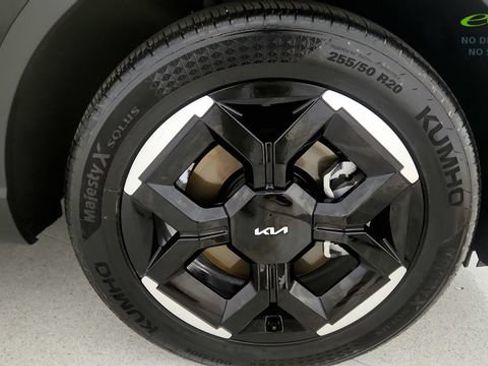 Used 2027 Kia Telluride EX w/ Towing Package FWD image 84