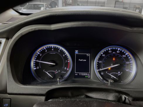 Used 2017 Toyota Highlander XLE image 21