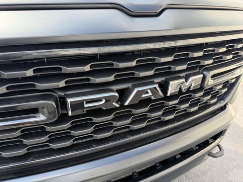 Used 2022 RAM 1500 Big Horn AWD/4WD image 35