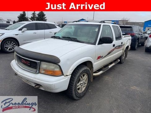 Used 2002 GMC Sonoma SLS w/ ZR5 Appearance Pkg image 1