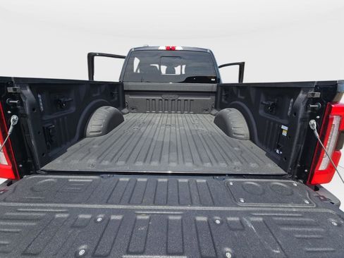 Used 2023 Ford F250 Limited AWD/4WD image 30