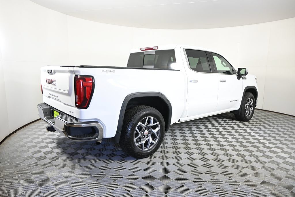 Used 2022 GMC Sierra 1500 SLT w/ SLT Convenience Package AWD/4WD image 7