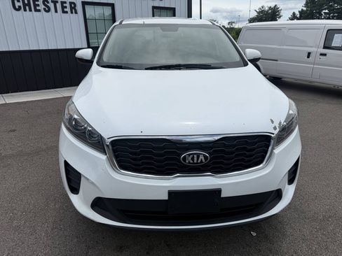 Used 2019 Kia Sorento FWD image 2