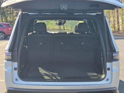 New 2026 Jeep Grand Wagoneer L Limited AWD/4WD image 10