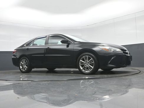 Used 2016 Toyota Camry SE w/ Protection Package (Q2) FWD image 50