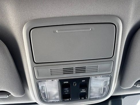 Used 2019 Honda Odyssey EX-L image 29
