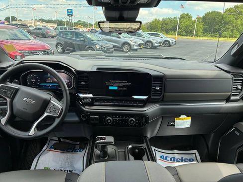 New 2026 Chevrolet Silverado 1500 ZR2 w/ ZR2 Bison Edition AWD/4WD image 12