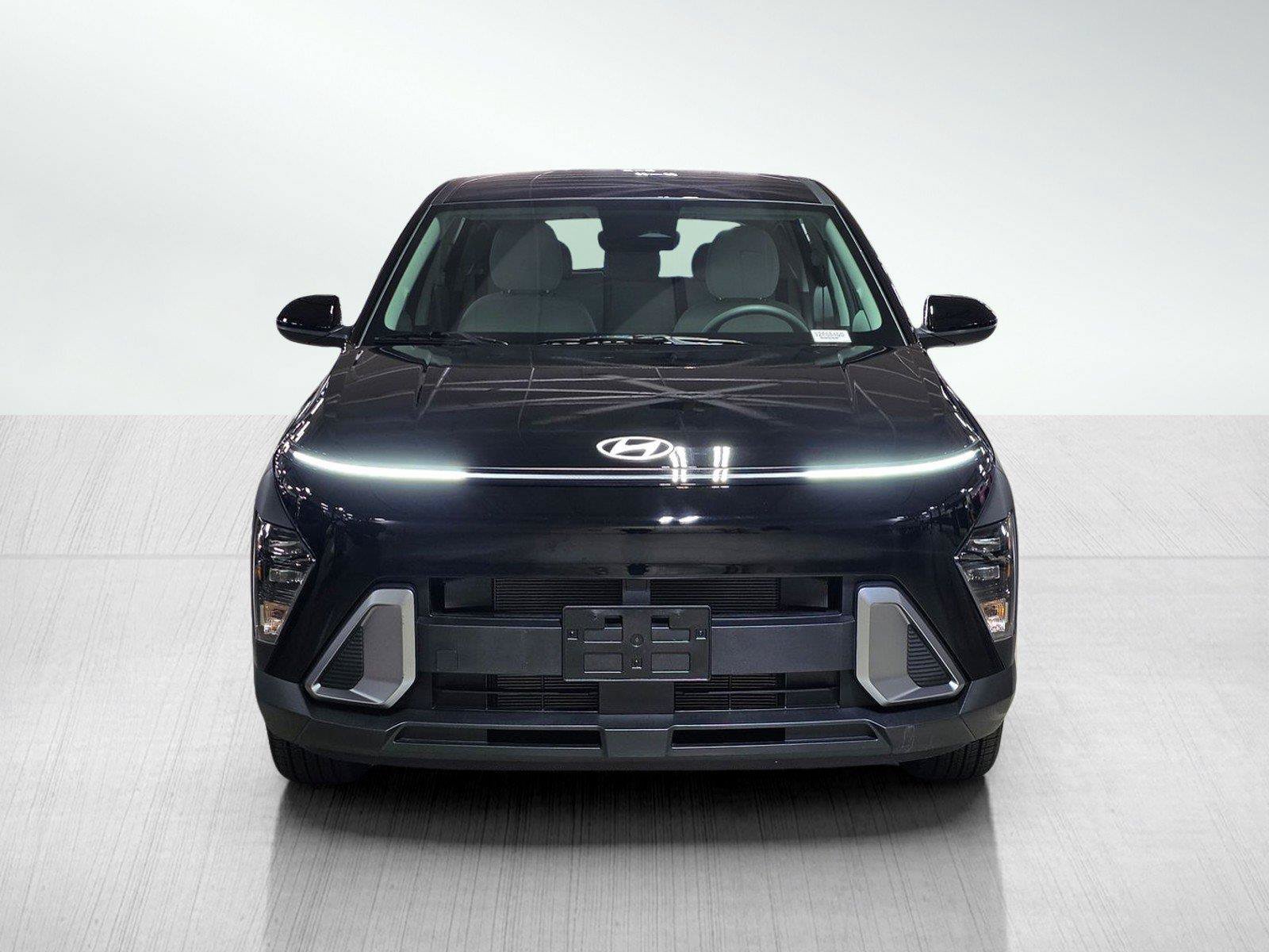 Used 2026 Hyundai Kona SE FWD image 2