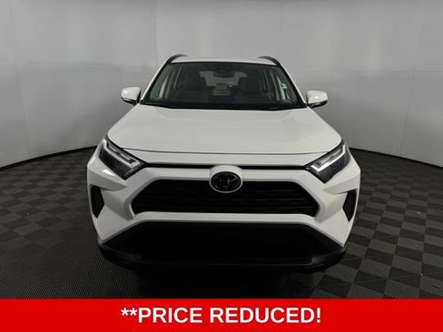 Used 2024 Toyota RAV4 XLE image 2
