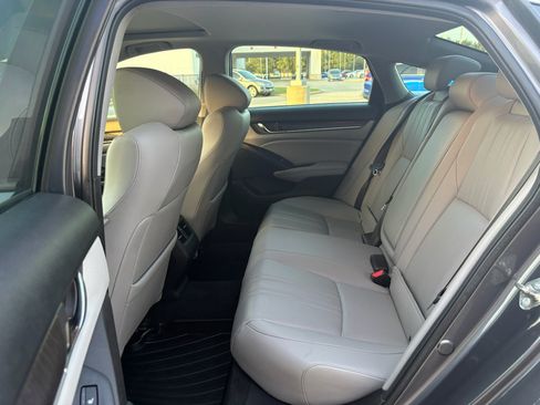 Certified 2020 Honda Accord Touring image 31