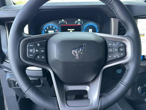 New 2025 Ford Bronco Outer Banks w/ Sasquatch Package image 25