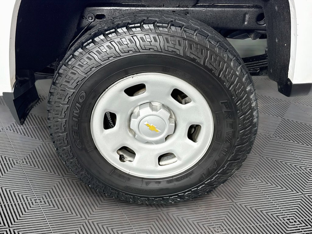 Used 2020 Chevrolet Colorado W/T RWD image 27