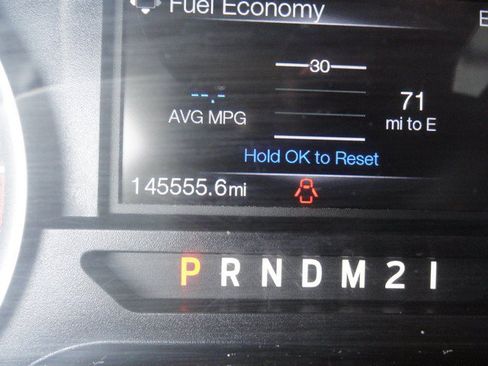 Used 2017 Ford Explorer XLT w/ Equipment Group 202A AWD/4WD image 21