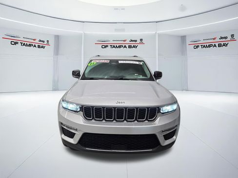 Used 2022 Jeep Grand Cherokee Limited RWD image 8