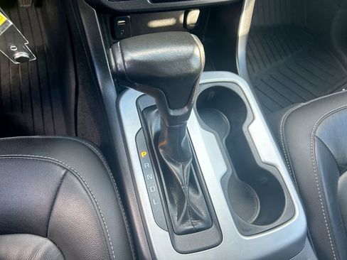 Certified 2018 Chevrolet Colorado ZR2 image 17