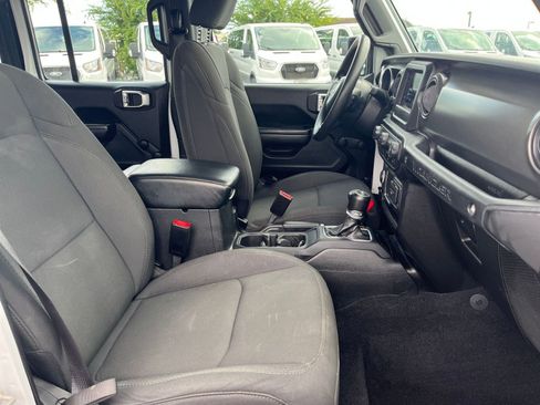 Used 2023 Jeep Wrangler Sport image 35