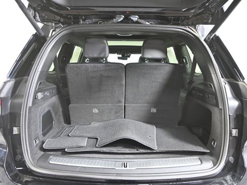 Used 2021 Jeep Grand Cherokee L Summit image 17