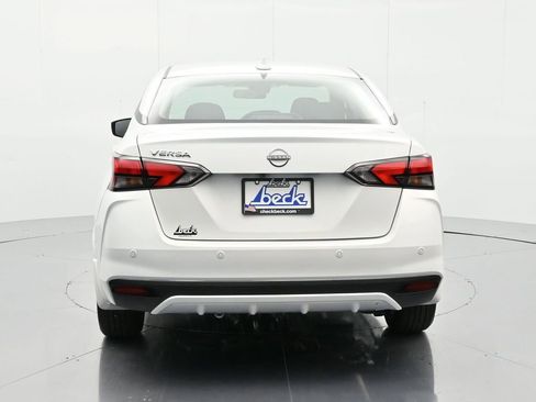 New 2025 Nissan Versa SV w/ Trunk Package FWD image 6