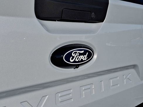 New 2026 Ford Maverick XL image 21