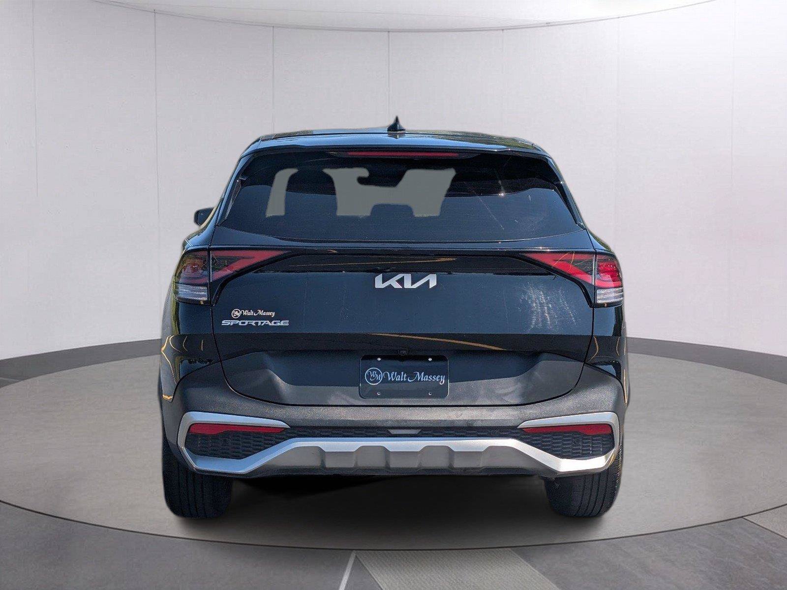 Used 2023 Kia Sportage EX FWD image 4