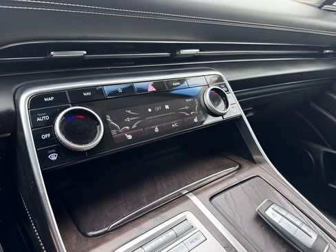 Used 2024 Genesis GV80 2.5T image 26