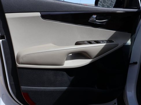 Used 2020 Kia Sorento EX image 22