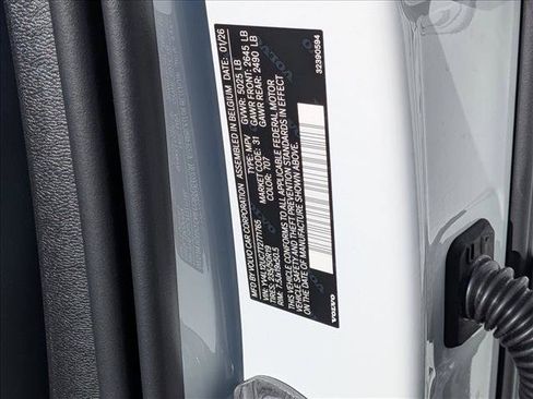 New 2026 Volvo XC40 B5 Plus w/ Protection Package Premier AWD/4WD image 20