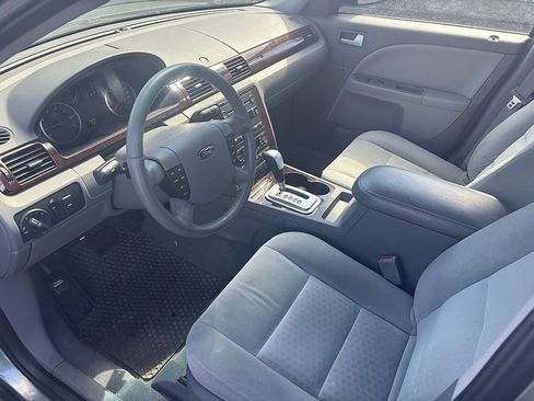 Used 2007 Ford Five Hundred SEL image 9