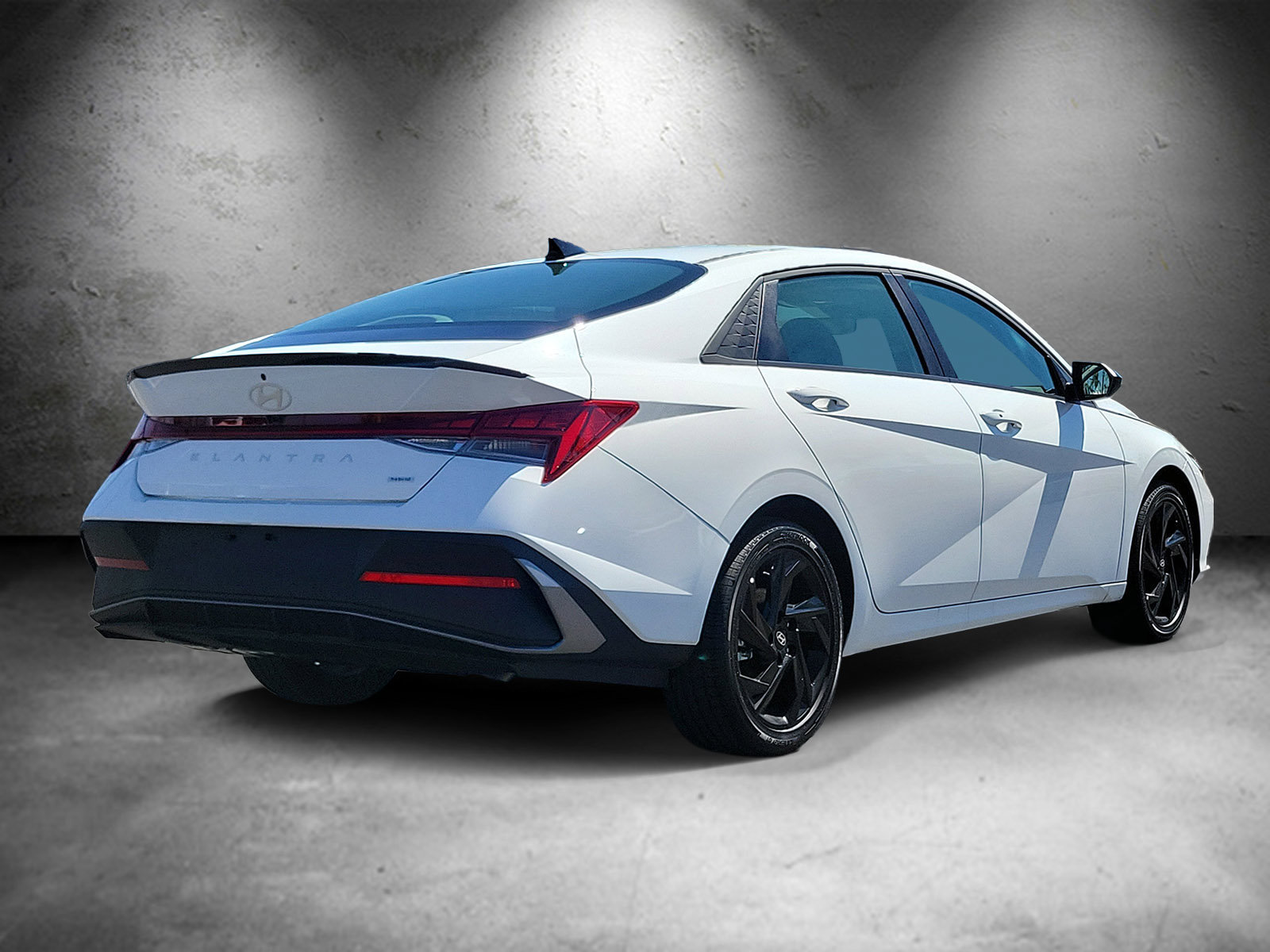 New 2026 Hyundai Elantra SEL FWD image 3