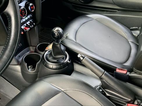 Used 2015 MINI Cooper 2-Door Hardtop image 15