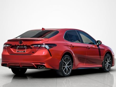Certified 2024 Toyota Camry SE w/ Convenience Package FWD image 5