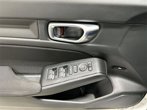 Used 2023 Honda Civic Sport image 17