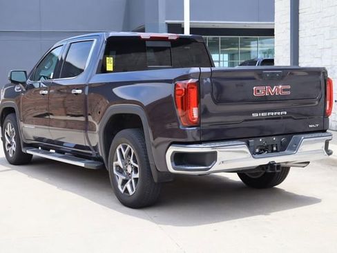 Used 2024 GMC Sierra 1500 SLT RWD image 3