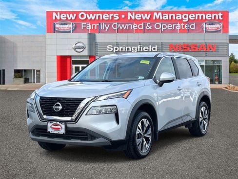 Certified 2023 Nissan Rogue SV image 2