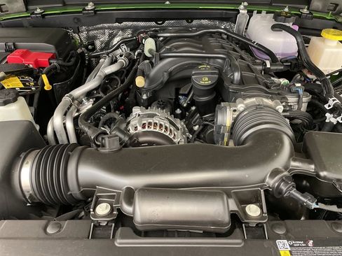 New 2025 Jeep Gladiator Mojave w/ Convenience Group image 17