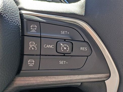 New 2025 Jeep Grand Cherokee L Limited w/ Black Appearance Package RWD image 23