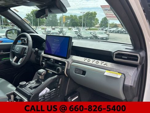 New 2026 Toyota Tacoma 4x4 Double Cab Hybrid image 10
