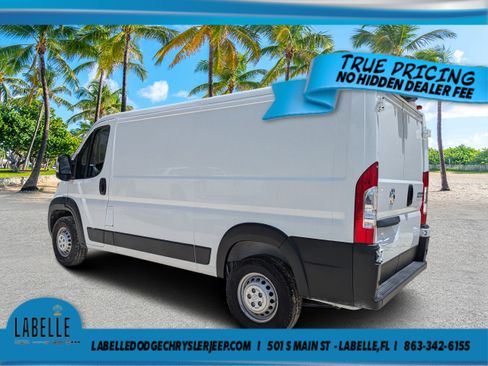 Used 2025 RAM ProMaster 2500 w/ Convenience Group FWD image 5