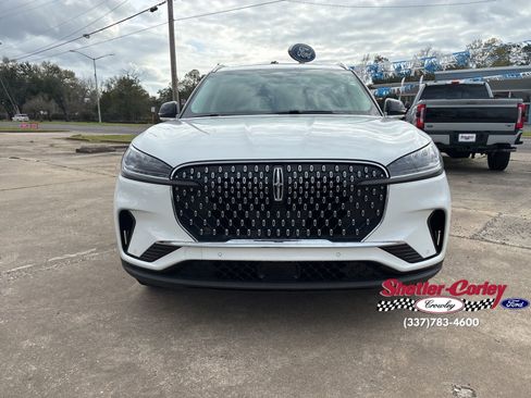 Used 2025 Lincoln Aviator 2WD image 24