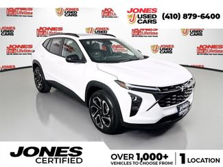 Used 2024 Chevrolet Trax RS w/ Sunroof Package FWD video 1